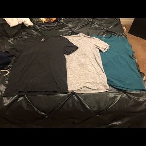 H&M v necks